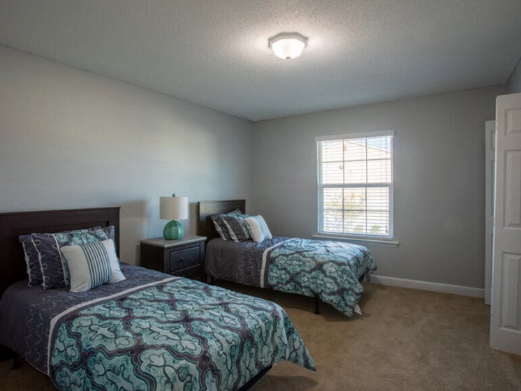 Twin Bedroom at Mirabelle Apartments, Mobile, 36608